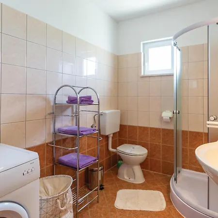 3 Bedroom Lovely Home In Sestanovac