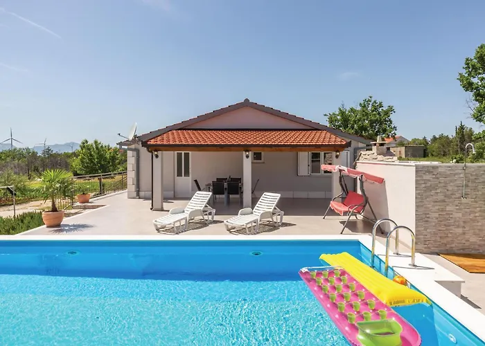Vakantiehuis 50 *